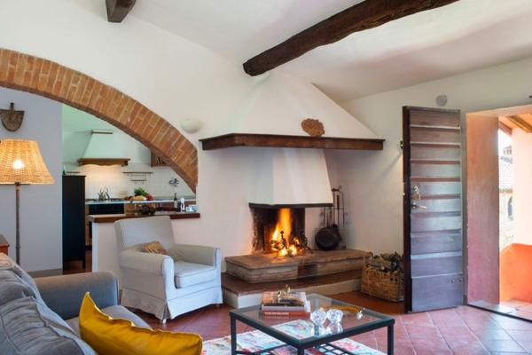 Luxury Chianti holiday apartments in farmhouse Casa Virginia 1