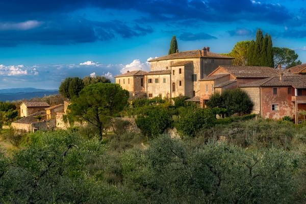 Stay in a luxury tuscany residence – Villa Donati